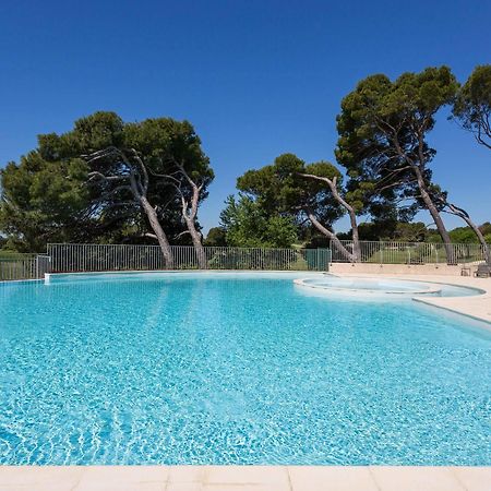 Madame Vacances Domaine Du Provence Country Club Service Premium Saumane-de-Vaucluse 외부 사진